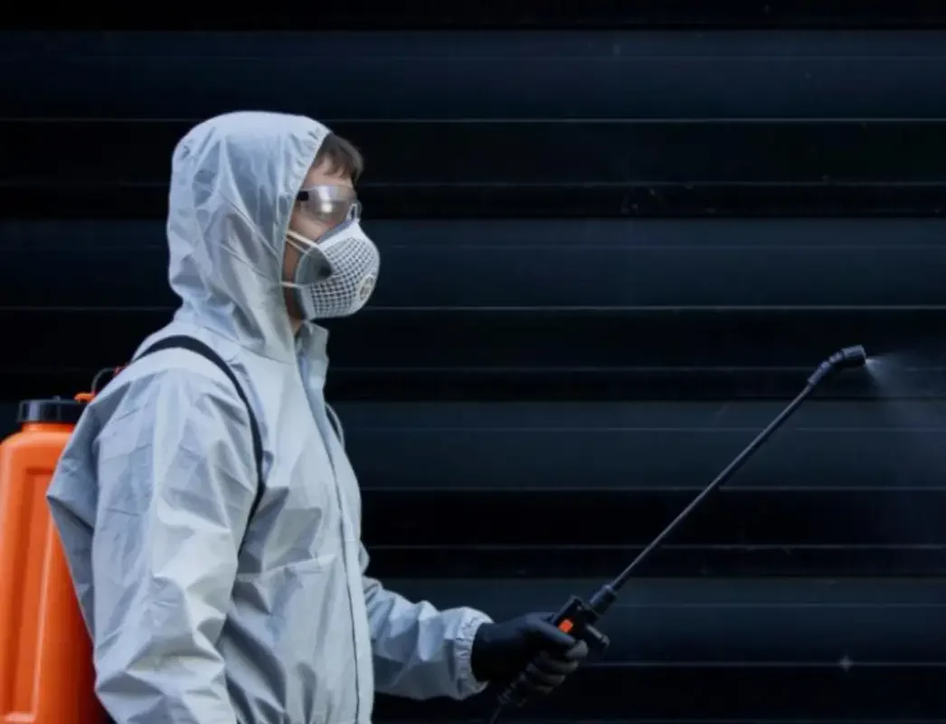 colaborador-Tecnico-antiplagas-barcelona